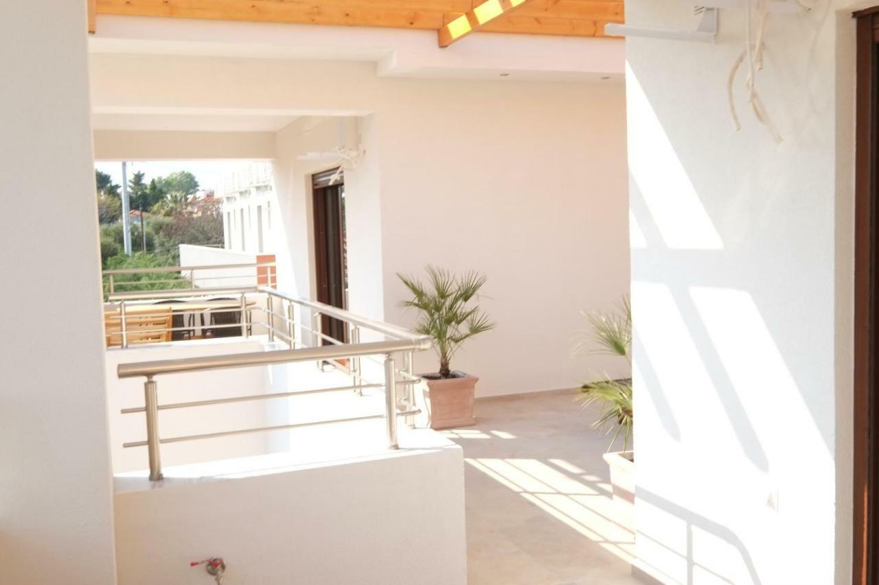 Villa Valerie Nikiti  Exterior photo